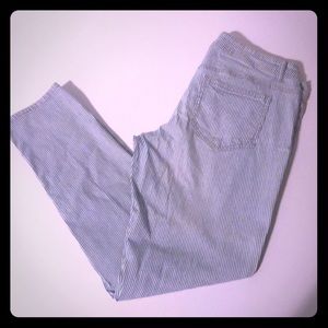 Mossimo taper leg jeans